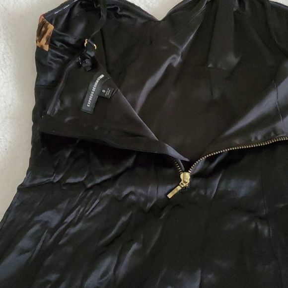 EXPRESS DESIGN STUDIO black and floral s… - Picture 4 of 5